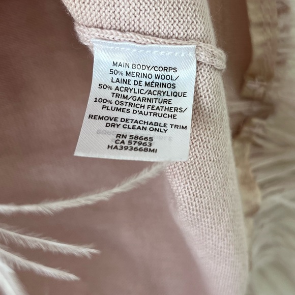 Halogen Short Sleeve Ostrich Feather Hem Sweater Light Baby Pink Size S - Picture 9 of 9